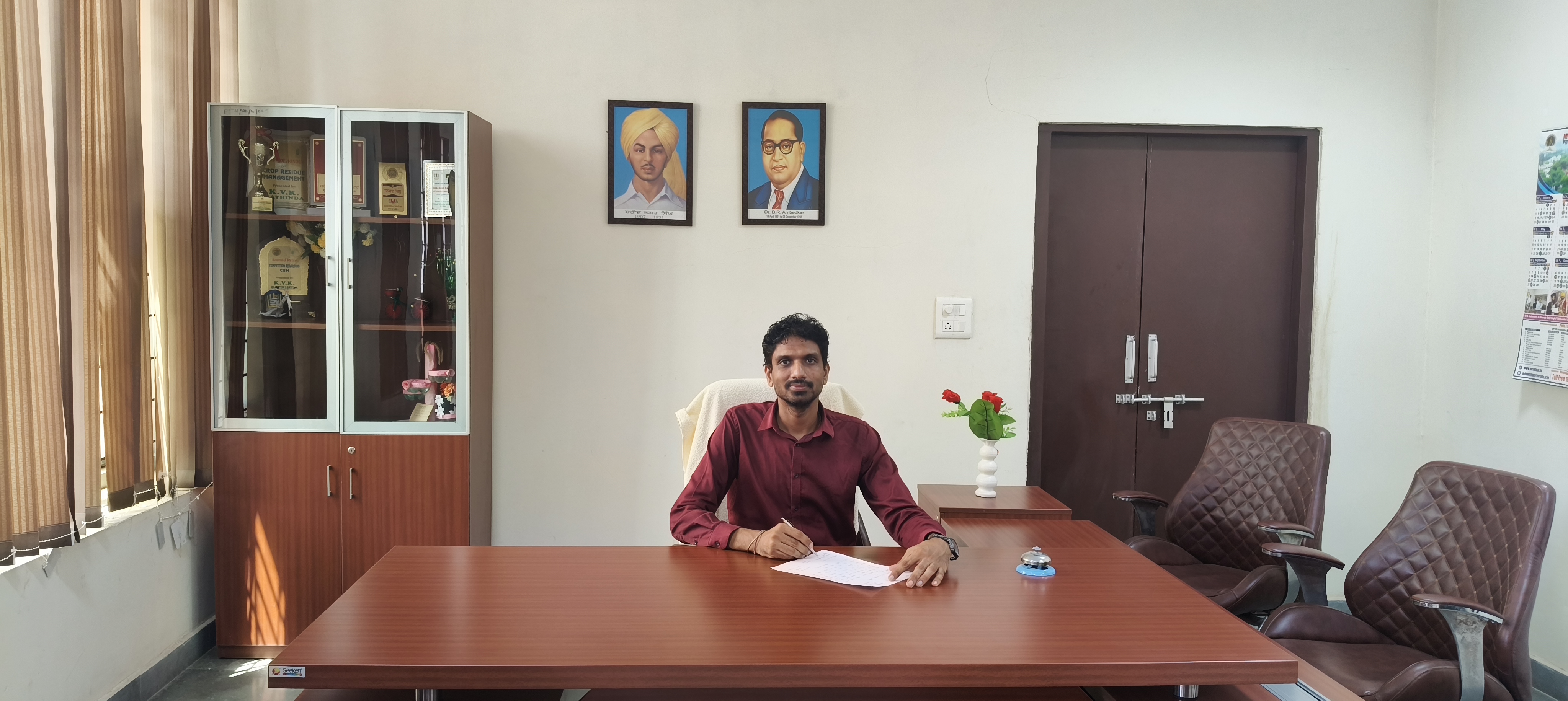 Dr. Wineet Chawla